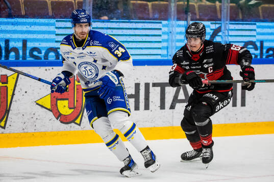Leksands Peter Cehlarik och Malmö Redhawks Fredrik