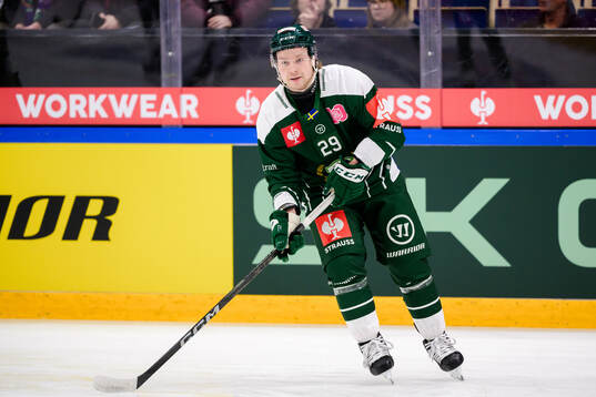Oscar Steen of Färjestad