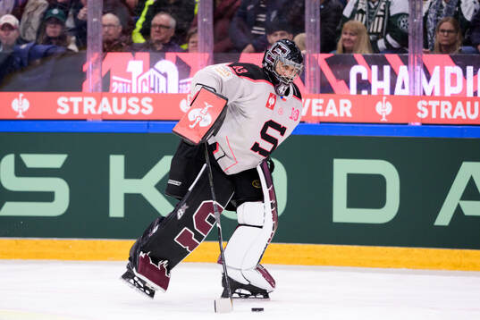 goaltender Jakub Kovar of Sparta Prague
