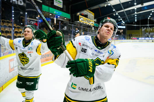 Björklövens Daniel Viksten jublar