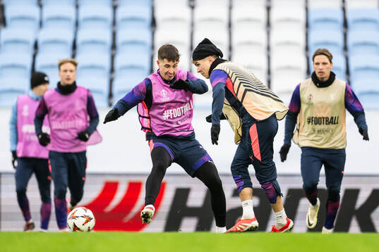 Lasse Berg Johnsen and Hugo Bolin of Malmö FF