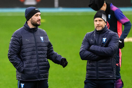 Anes Mravac and head coach Henrik Rydström of Malmö FF