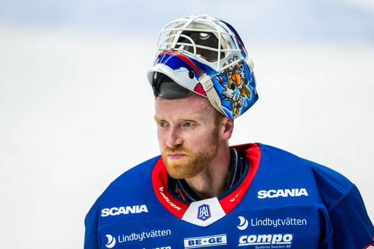 Oskarshamns målvakt Evan Cowley