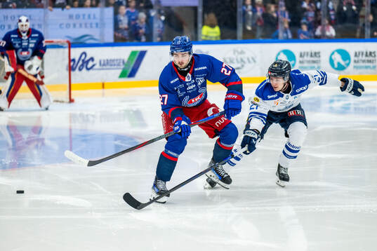 Oskarshamns Nolan Walker och Karlskogas Christoffer Jansson