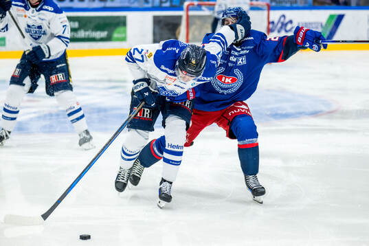 Karlskogas Tobias Sjökvist och Oskarshamns Nolan Walker