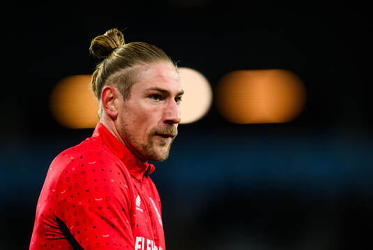 Goalkeeper Lars Unnerstall of Twente