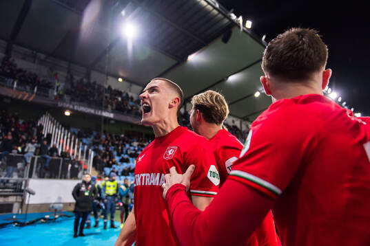Gustaf Lagerbielke of Twente celebrates