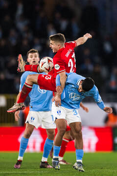 Michal Sadilek of Twente and Zakaria Loukili of Malmö FF