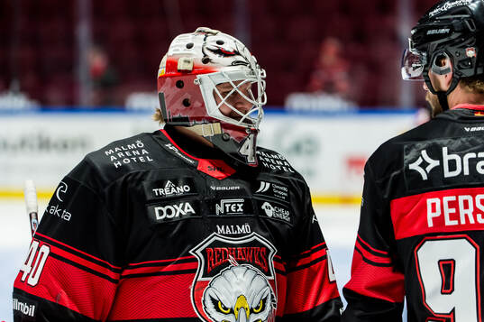Malmö Redhawks målvakt Oskar Blomgren