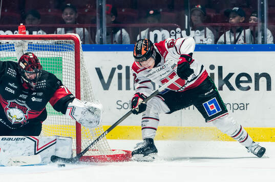 Malmö Redhawks målvakt Daniel Marmenlind och Örebros