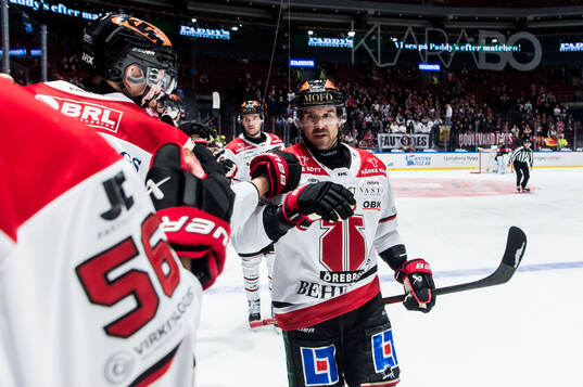 Örebros Ludvig Larsson jublar