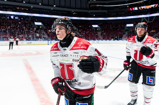Örebros Noah Steen jublar