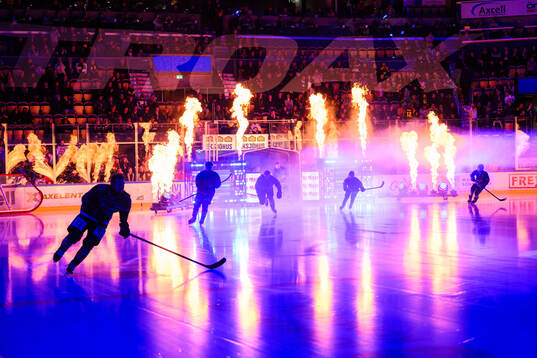HV71s intro innan  ishockeymatchen i SHL mellan HV71 och