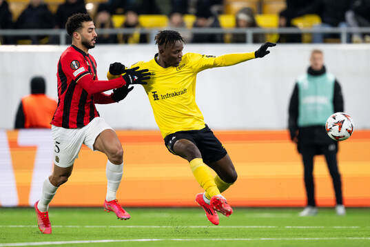 Mohamed Abdelmonem of Nice and Jalal Abdullai of Elfsborg