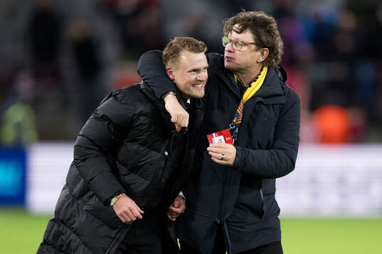 Head coach Oscar Hiljemark and club manager Stefan