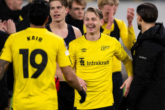 Simon Hedlund of Elfsborg celebrates