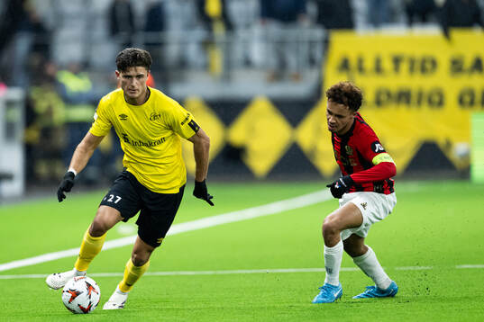 Besfort Zeneli of Elfsborg and Sofiane Diop of Nice