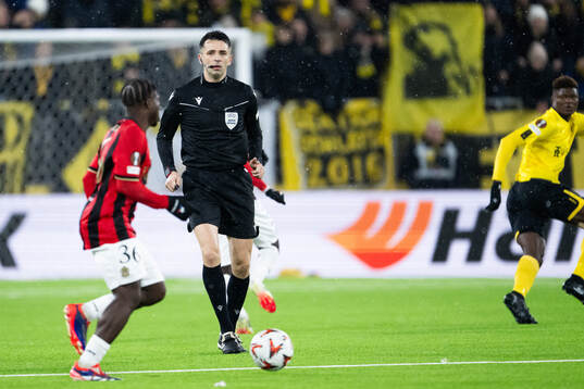 Referee Igor Pajac