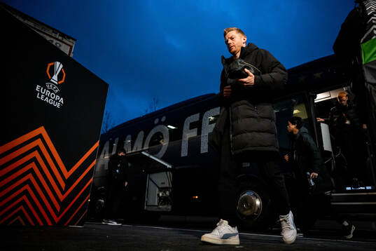 Anders Christiansen of Malmö FF arrives to the stadium