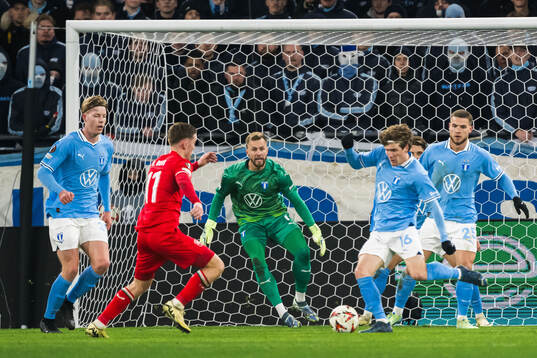 goalkeeper Ricardo Friedrich of Malmö FF