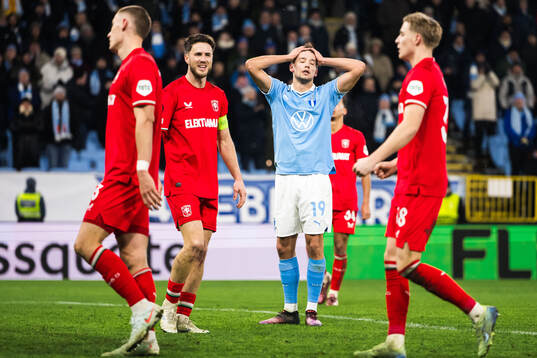 Colin Rösler of Malmö FF looks dejected