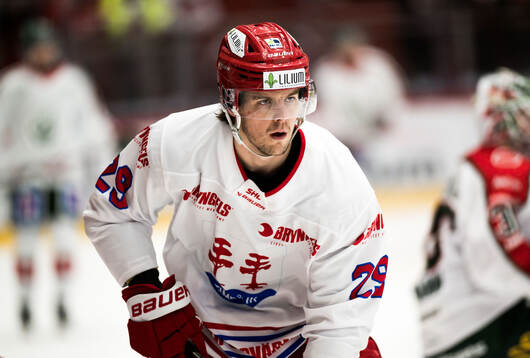 Timrås Filip Hållander