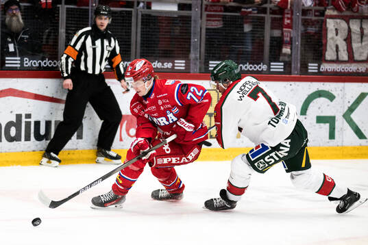 Timrås Erik Walli Walterholm och Frölundas Henrik