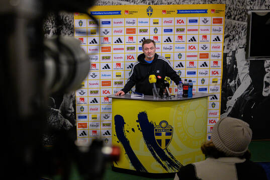 Head coach Peter Gerhardsson of Sweden