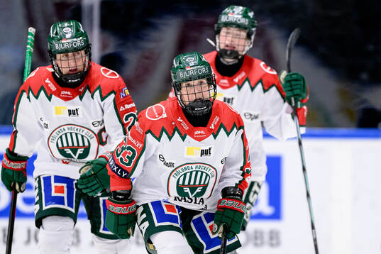 Frölundas Michelle Karvinen jublar