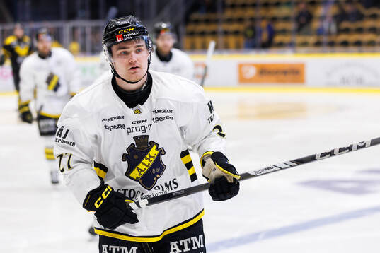 AIKs Christoffer Björk jublar