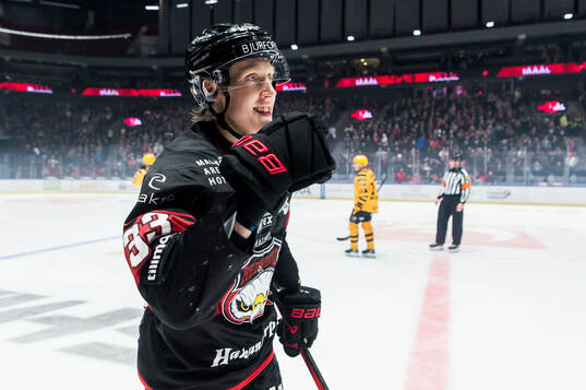 Malmö Redhawks Lassi Thomson jublar