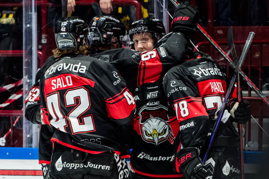 Malmö Redhawks Lassi Thomson jublar