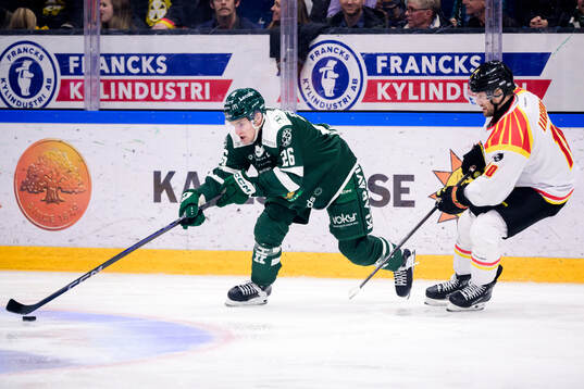 Färjestads Joel Nyström och Brynäs Johan Larsson