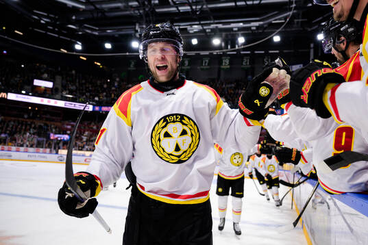 Brynäs Greg Scott jublar