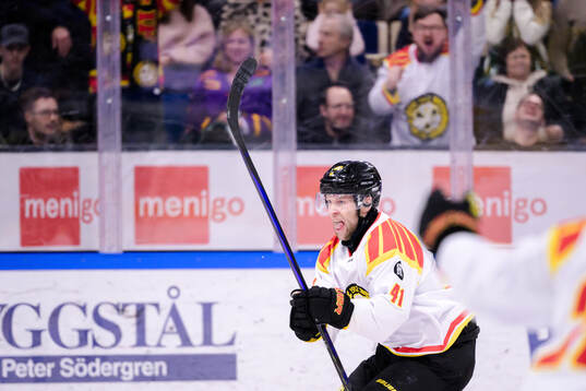 Brynäs Greg Scott jublar