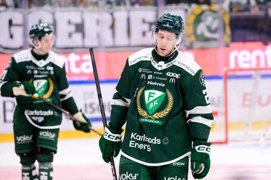 Färjestads Per Åslund deppar
