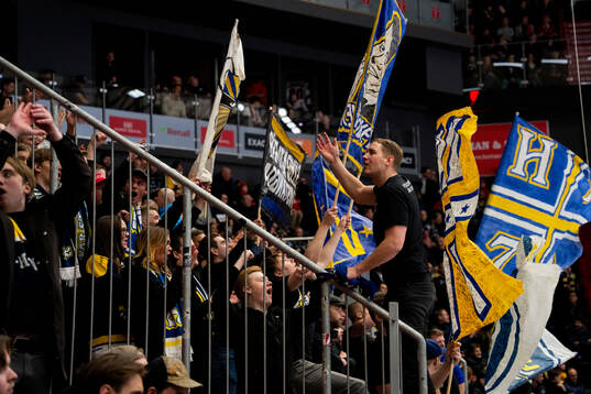 HV71s supportar