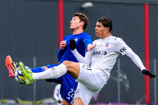 Hellerups Emilio De Lorenzo och Helsingborgs Milan Silva