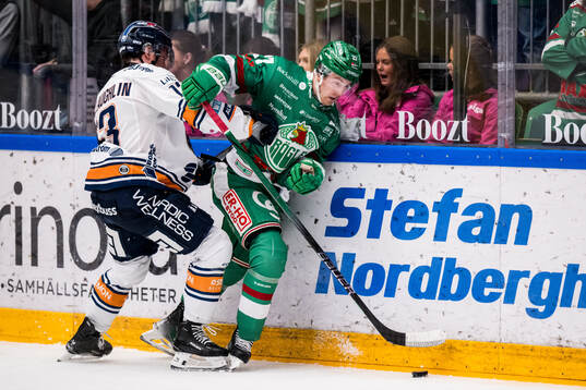 Växjös Dylan McLaughlin och Rögles Linus Sjödin