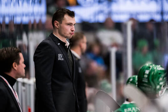 Rögles assisterande tränare Max Bohlin