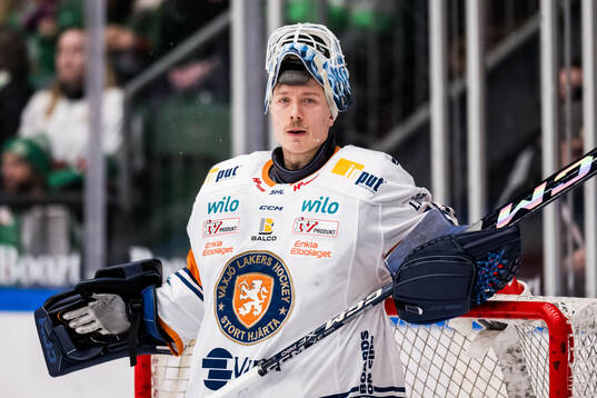 Växjös målvakt Emil Larmi