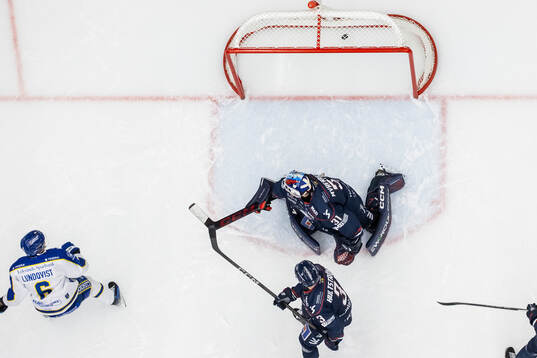 Leksands Alexander Lundqvist gör 1-2 bakom Linköpings