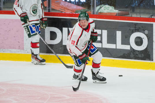 Frölundas Max Friberg innan ishockeymatchen i SHL mellan