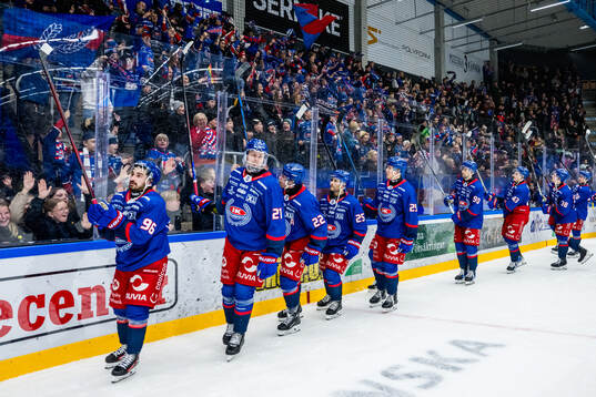 Oskarshamns spelare jublar