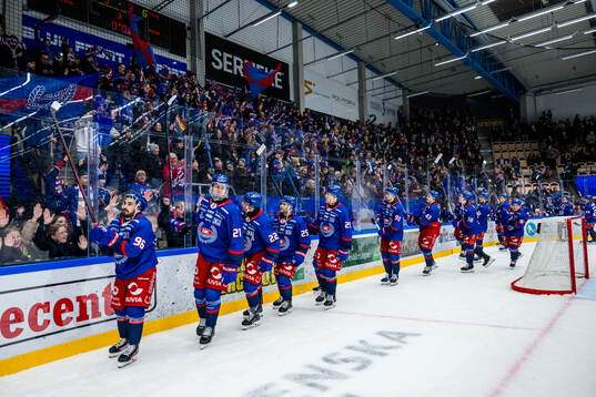 Oskarshamn spelare jublar