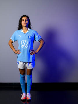 Malmö FF presenterar Ines Belloumou som ny spelare med