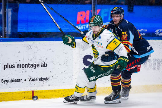 Björklövens Gustav Possler och Djurgårdens Hugo Blixt