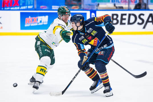 Björklövens Jesper Lindgren och Djurgårdens Victor Eklund