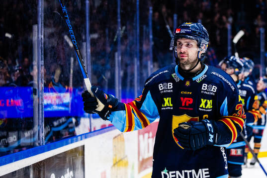 Djurgårdens Marcus Krüger jublar