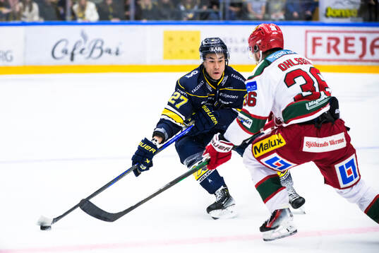 HV71s Jonathan Ang